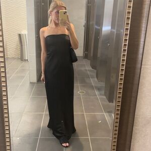 Elegant Black Strapless Dress, low back